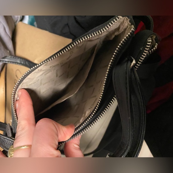 Roots 73 crossbody bag black with two main pockets and two small pockets - Picture 6 of 6